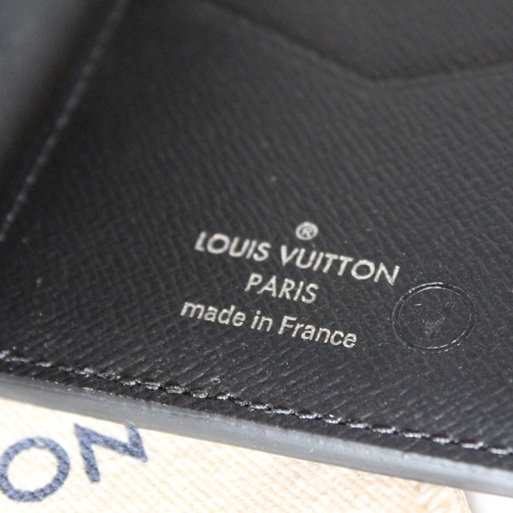 LOUIS VUITTON Pocket Organizer - Picture 14 of 16